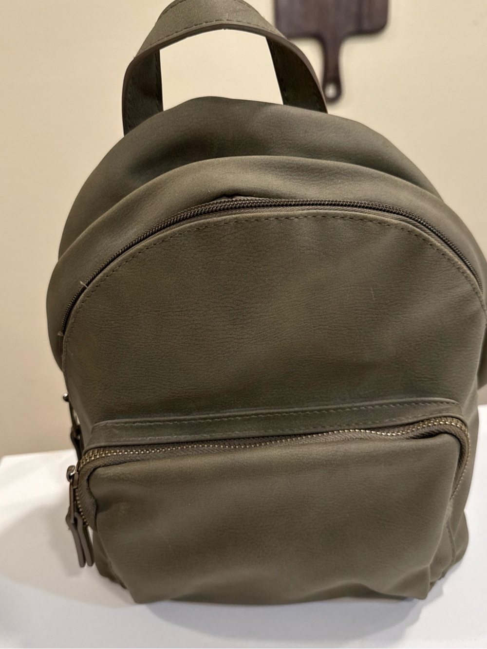 Universal Thread Olive Green Compact Men's Backpack